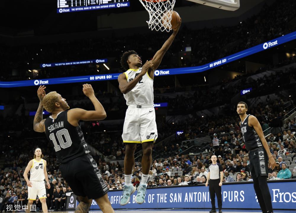 示了自己的 示了自己的